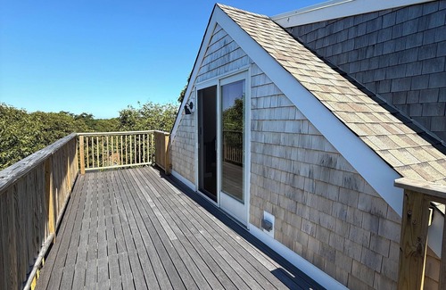 Provincetown House | Hilltop East End Retreat w/Studio/Office space