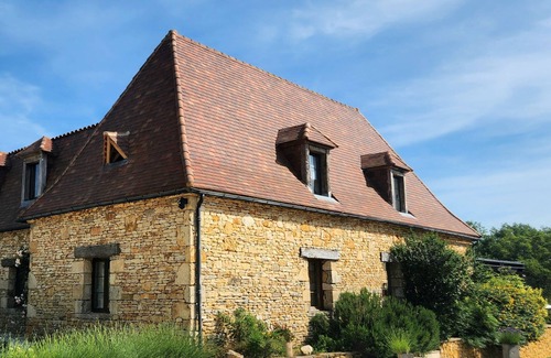 Castelnaud-la-Chapelle Ski Chalet | Hilltop Gîte with Heated Saltwater Pool & Stunning Valley Views”