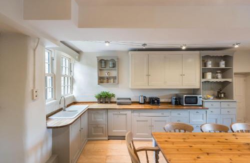 Starbotton House | Hilltop House By Birch Stays