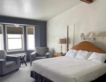 Broomfield Hotel | Hilltop Inn Broomfield Denver