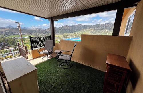 Lakeside Apartment | Hilltop Private Suite & Balcony