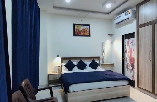 Sawai Madhopur Hotel | Hilltop Residency