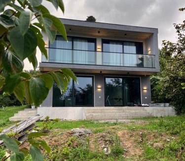 Khelvachauri Villa | Hilltop Villa