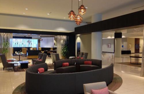 Downtown Albany Hotel | Hilton Albany