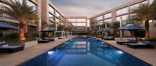 Embassy Golf Links Business Park Hotel | Hilton Bangalore Embassy GolfLinks