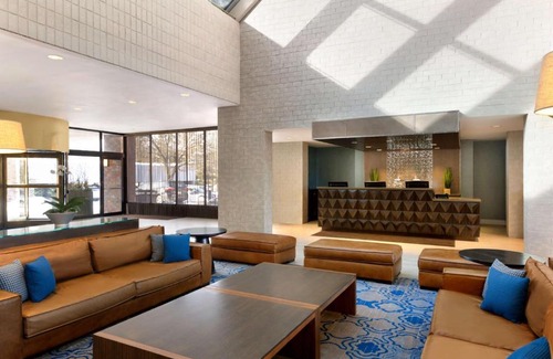 Dedham Hotel | Hilton Boston Dedham