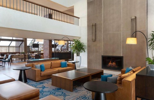 Dedham Hotel | Hilton Boston Dedham