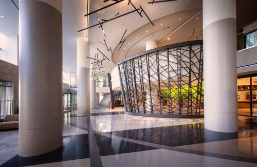 Downtown Cleveland Hotel | Hilton Cleveland Downtown