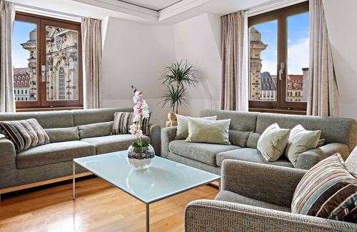 Innere Altstadt Hotel | Hilton Dresden an der Frauenkirche