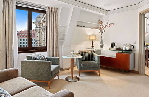 Innere Altstadt Hotel | Hilton Dresden an der Frauenkirche