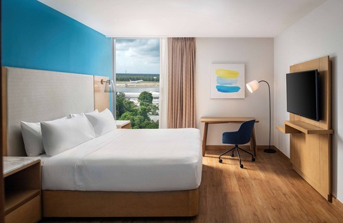 Cancun Hotel | Hilton Garden Inn Cancun Airport