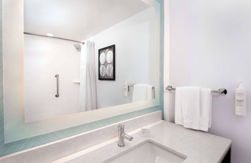 Second Ward Hotel | Hilton Garden Inn Charlotte Uptown