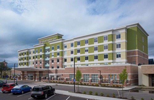 Gaffer District Hotel | Hilton Garden Inn Corning Downtown