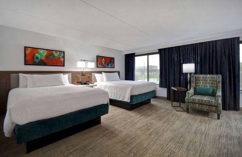 Romulus Hotel | Hilton Garden Inn Detroit Metro Airport