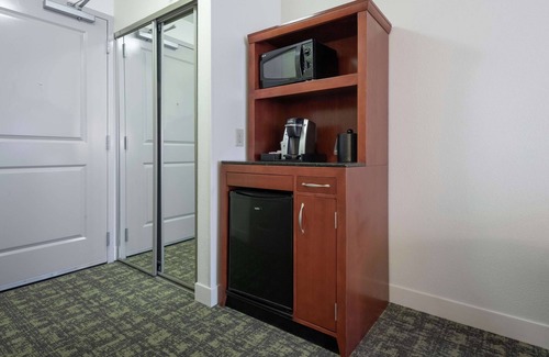 Meridian Hotel | Hilton Garden Inn Meridian