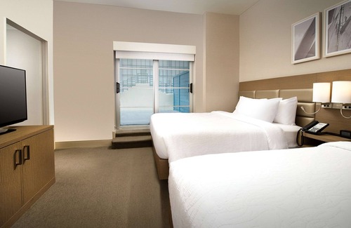 Mid Beach Hotel | Hilton Garden Inn Miami South Beach