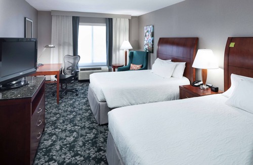 Warrenville Hotel | Hilton Garden Inn Naperville/Warrenville