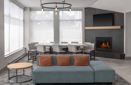 Queens Hotel | Hilton Garden Inn Queens/JFK Airport