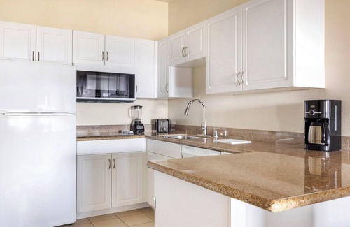 Capistrano Beach Hotel | Hilton Vacation Club Riviera Beach & Shores