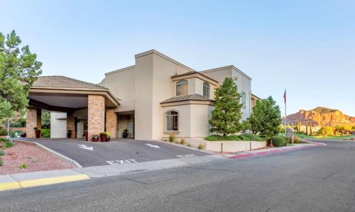 Oak Creek Resort | Hilton Vacation Club Ridge on Sedona