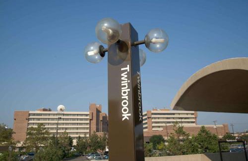 Rockville Hotel | Hilton Washington DC/Rockville Hotel & Executive Meeting Center