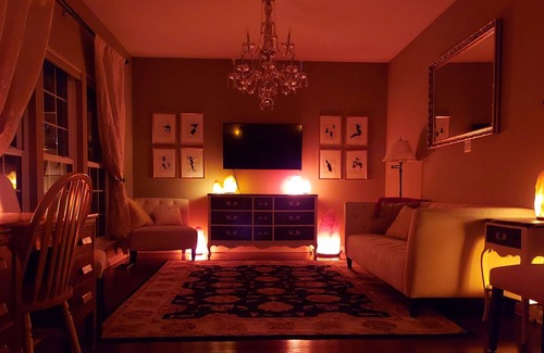 Culpeper House | Himalayan Salt Retreat - 3Br 2.5Ba