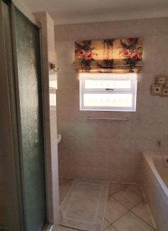 Lambert's Bay House | Hinterheim
