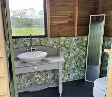 Moffat Other | Hinton land glampsite