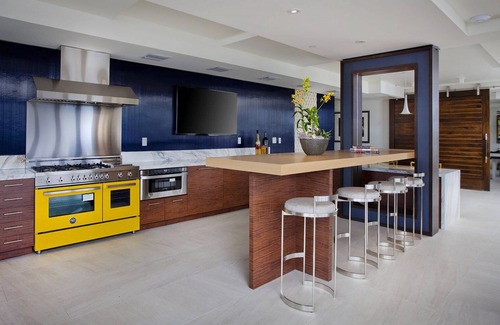 Little Italy Apartment | Hip Little Italy Studio w/Gym, BBQ & Pool, nr light rail, by Blueground
