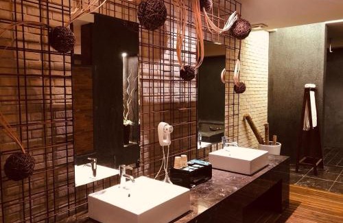 Wuri District Hotel | Hip Spa Motel