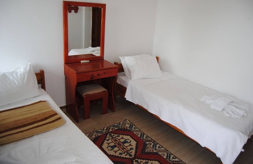 Tevfikiye Hotel | Hisarlik Hotel