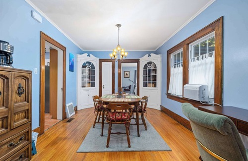 Fort Wayne Apartment | Historic 2 Bdr across from Lakeside Park