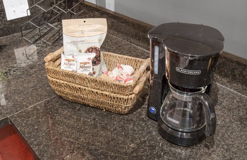 Soulard Condo | Historic 2-bedrm/2-bth in the heart of Soulard