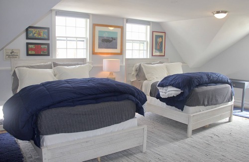 Wading River House | Historic 4 Bedroom w/ Pool, PERFECT FOR A FAMILY, 1/2 mile from beach