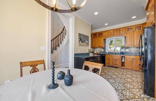 Laconia House | Historic Busiel House in the Heart of Laconia