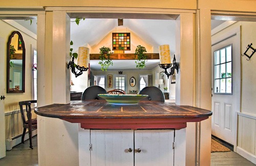 Pocasset House | Historic Cape Cod Home w/ Fire Pit - Walk to Beach
