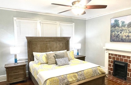 Olde Town Augusta House | Historic Charming Home Sleeps 12