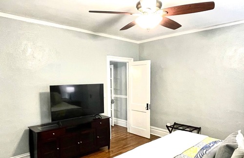 Olde Town Augusta House | Historic Charming Home Sleeps 12