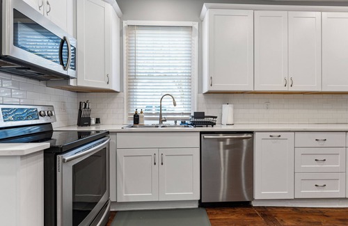 Montgomery House | Historic Cloverdale Gem in the Heart of Montgomery