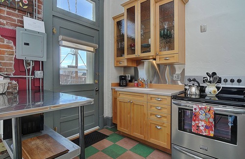 Salida Condo | Historic comfy loft in the heart of Salida! View calendar