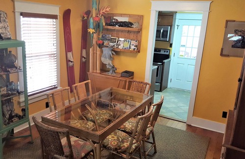 St. Augustine House | Historic District Dream - 3 BR Beautiful Bungalow! Walk to All Attractions!