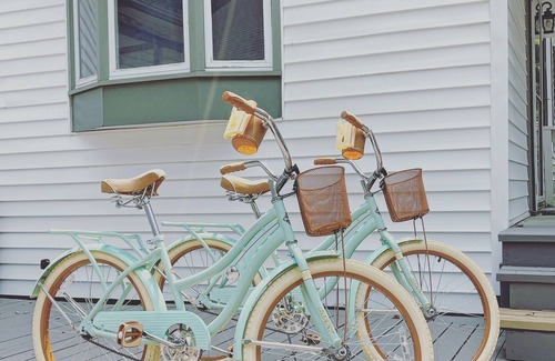 Jefferson Cottage | Historic French Country-Built In 1854/Free Bikes