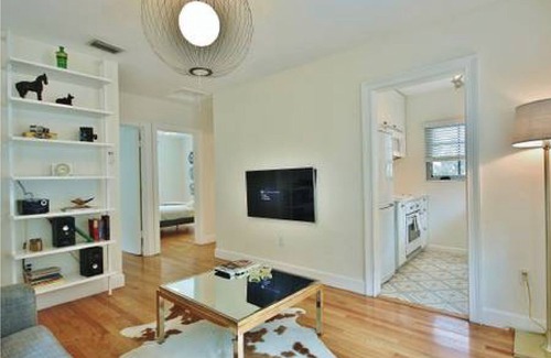 Northeast Miami Apartment | Historic Garden Villa-Stand alone 2 BR cottage apartment. Modern period charm.