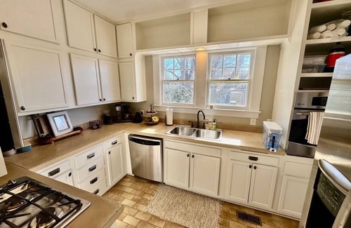 High Point House | Historic Hepler House, Downtown High Point
