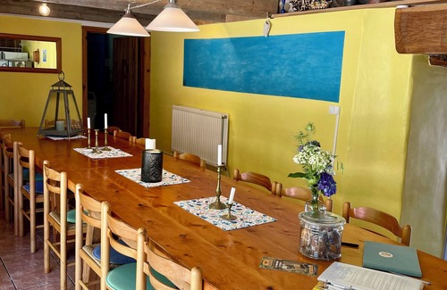 Landudec House | historic home for friends/family:country calm 7km from beaches+ iconic sites