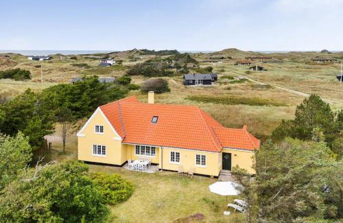Kandestederne House | Historic House Near Råbjerg Mile And North Sea
