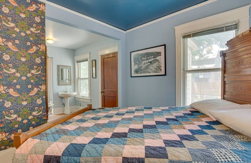 Northeast Kansas City House | Historic Kansas City Home, 1 Mi to Kessler Park!