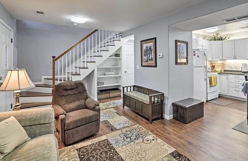 Laramie Condo | Historic Laramie Condo - 3 Blocks to Downtown & UW