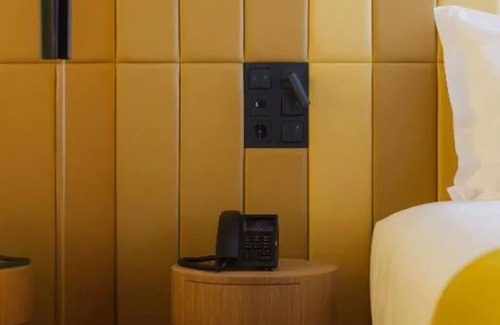 Sao Jorge de Arroios Hotel | Historic Lisbon at Your Door—Unwind in Pool Tranquility & Watch Light Show