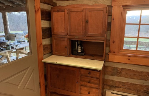 Marlinton Cabin | Historic Log Cabin near Williams River, Cranberry Glades and Snowshoe